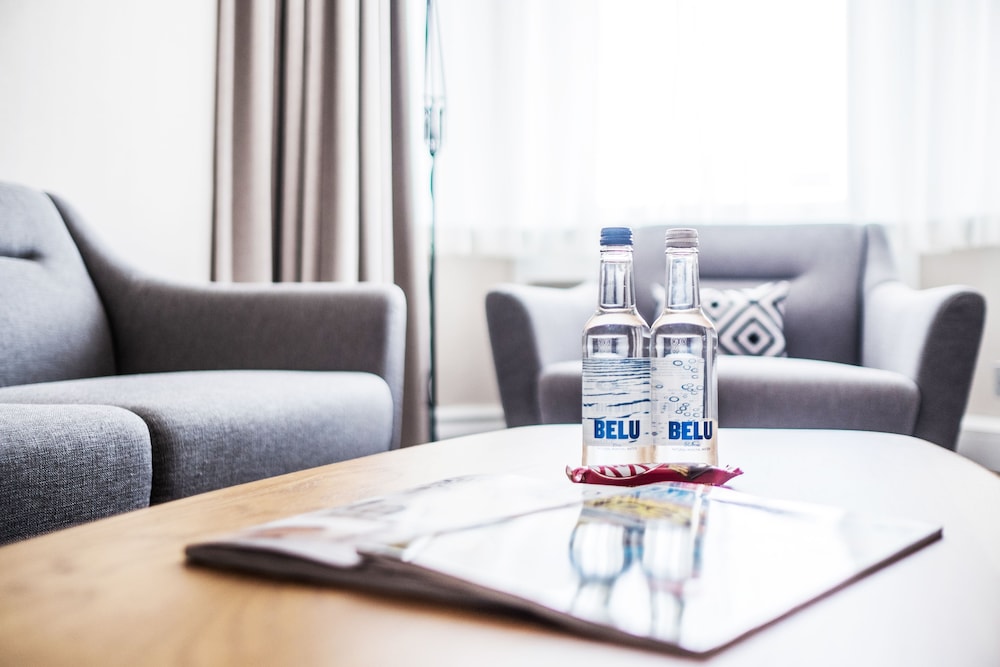 Holiday Inn Farnborough by IHG 46/74