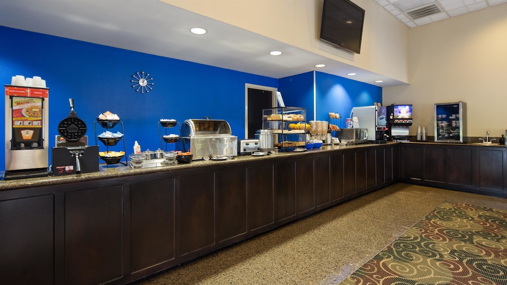 Best Western Of Walterboro 28/34