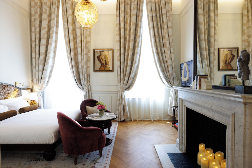 Hotel Fleur de Ville 36/65