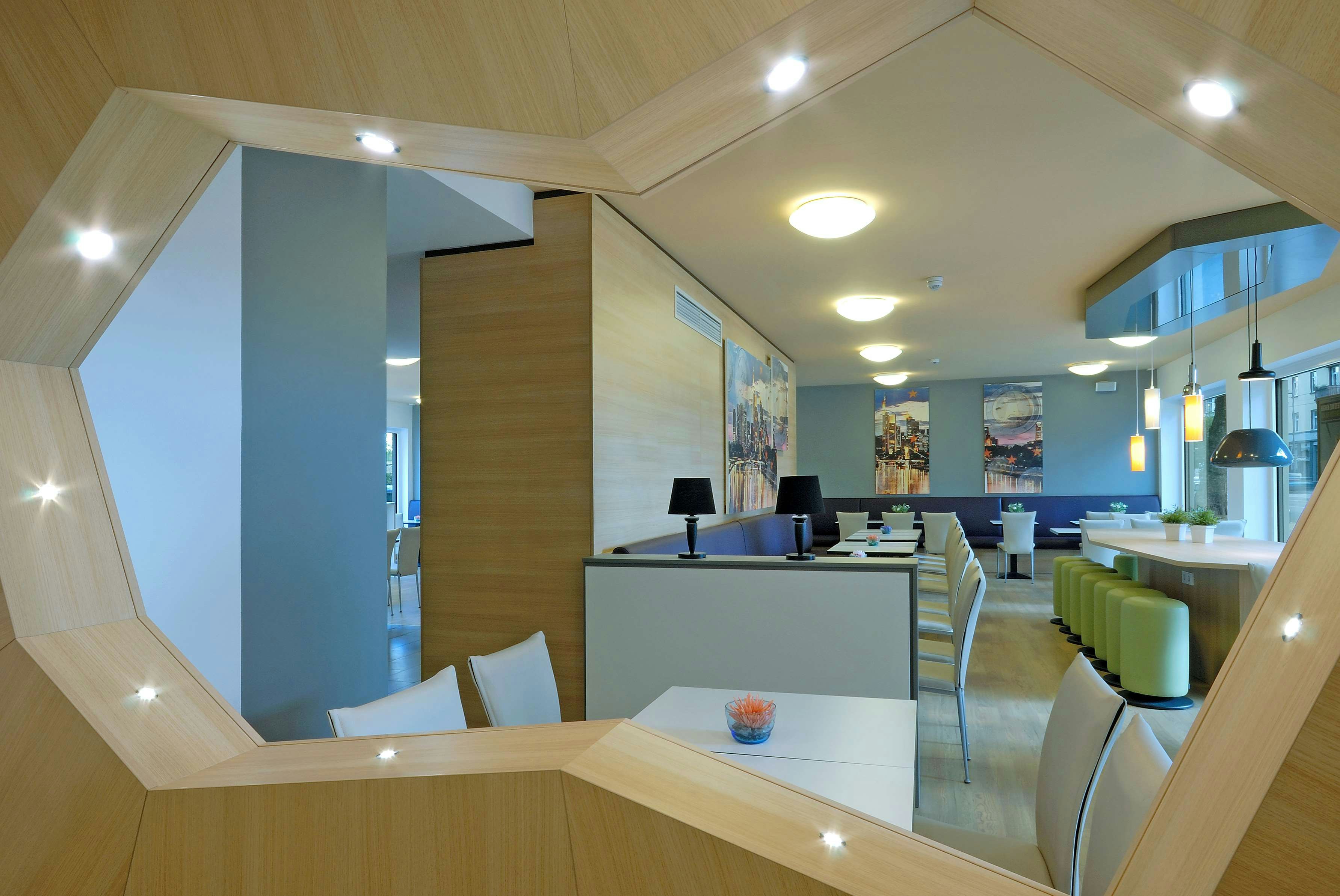 B&B Hotel Frankfurt City-Ost 13/50