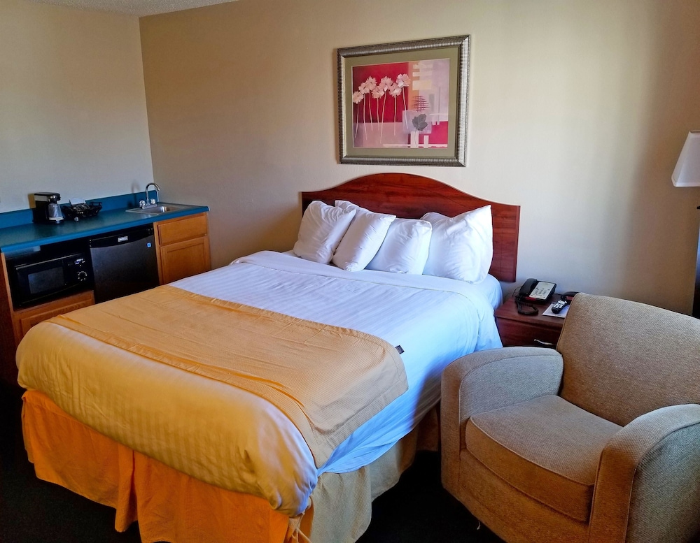 Americas Best Value Inn St. Louis South 13/37