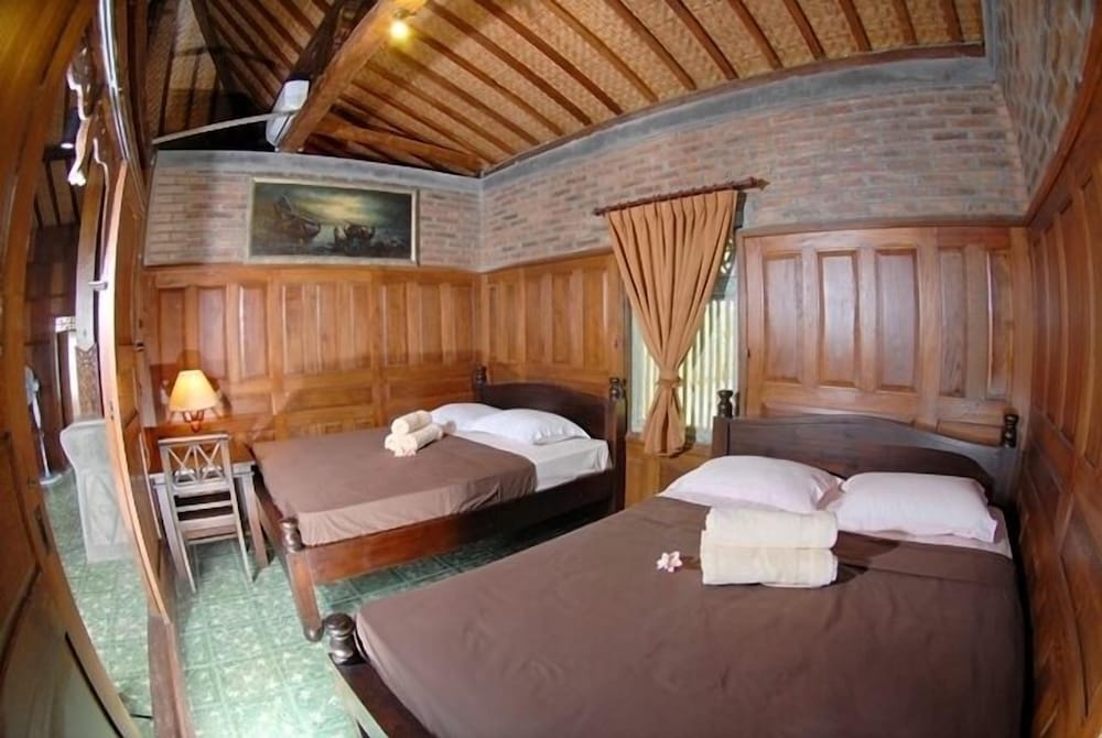 Hills Joglo Villa 12/50