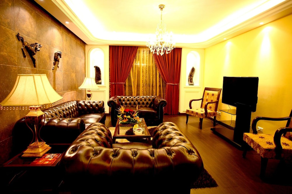 MARKAZIA SUITES 50/78