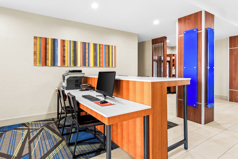 Holiday Inn Express Hotel And Suites Pauls Valley 63/70