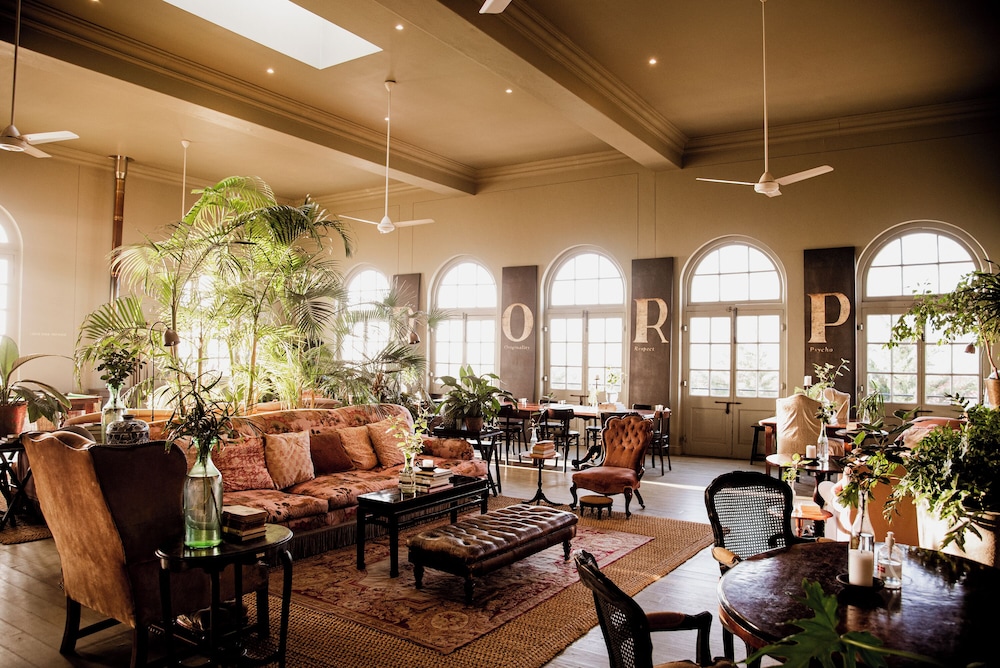 Dorp Hotel 36/50