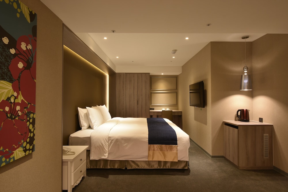 Green World Hotels Zhongxiao Taipei 25/50