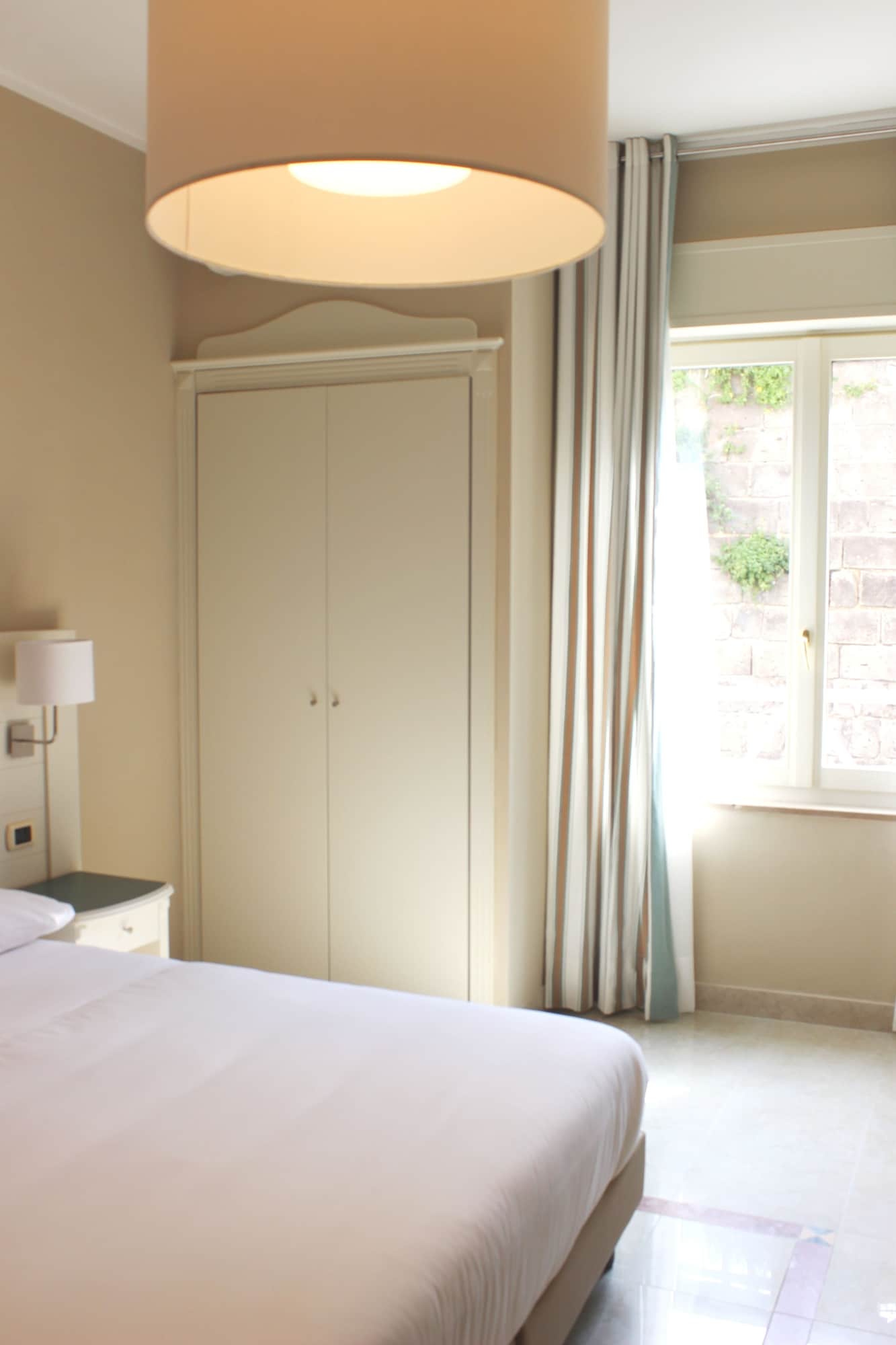 STANDARD, DOUBLE OR TWIN BED