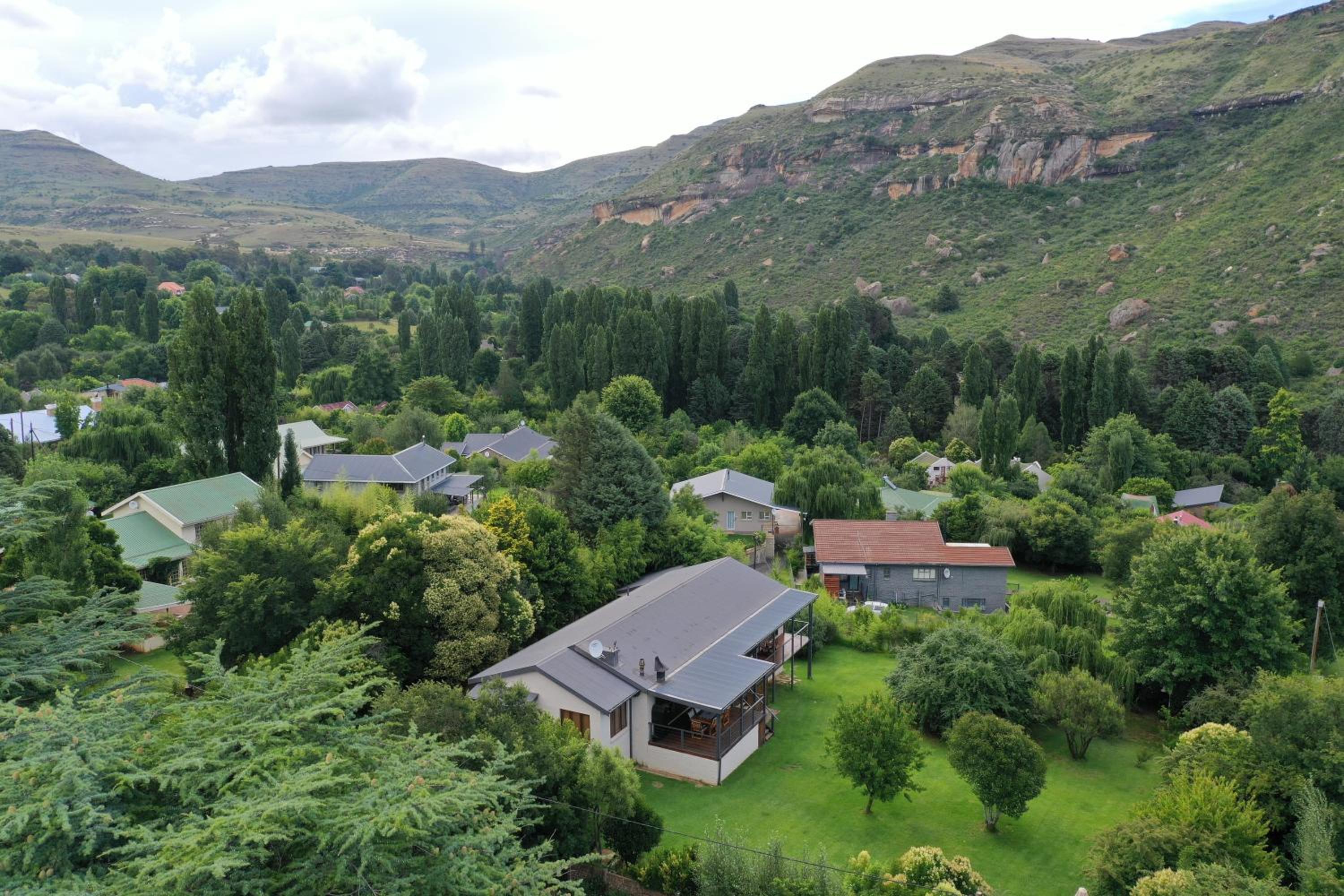 727 Church Clarens 41/50