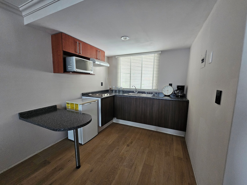 Suites Hipolito Taine 8/50