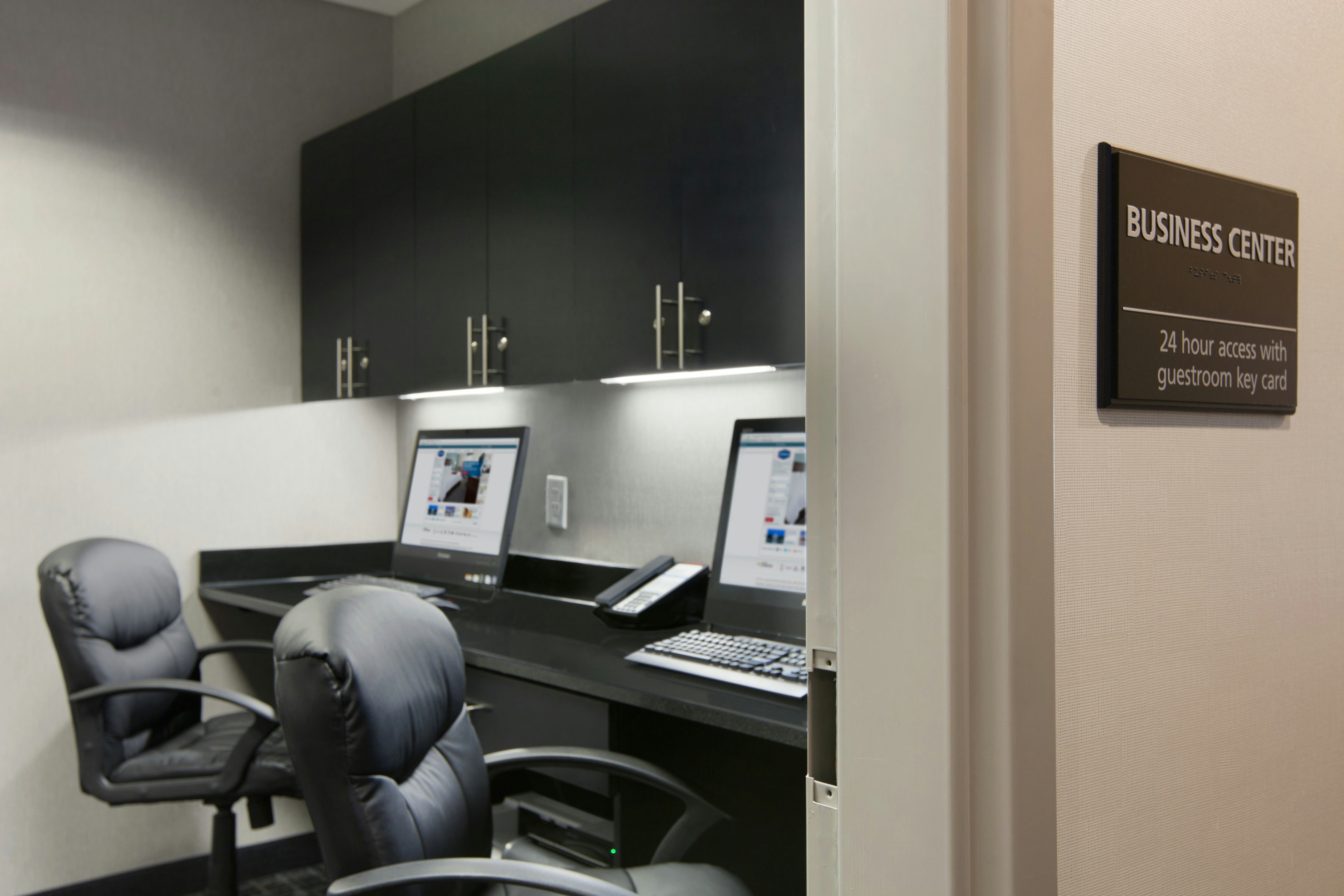Hampton Inn And Suites Roanoke Airport 44/49