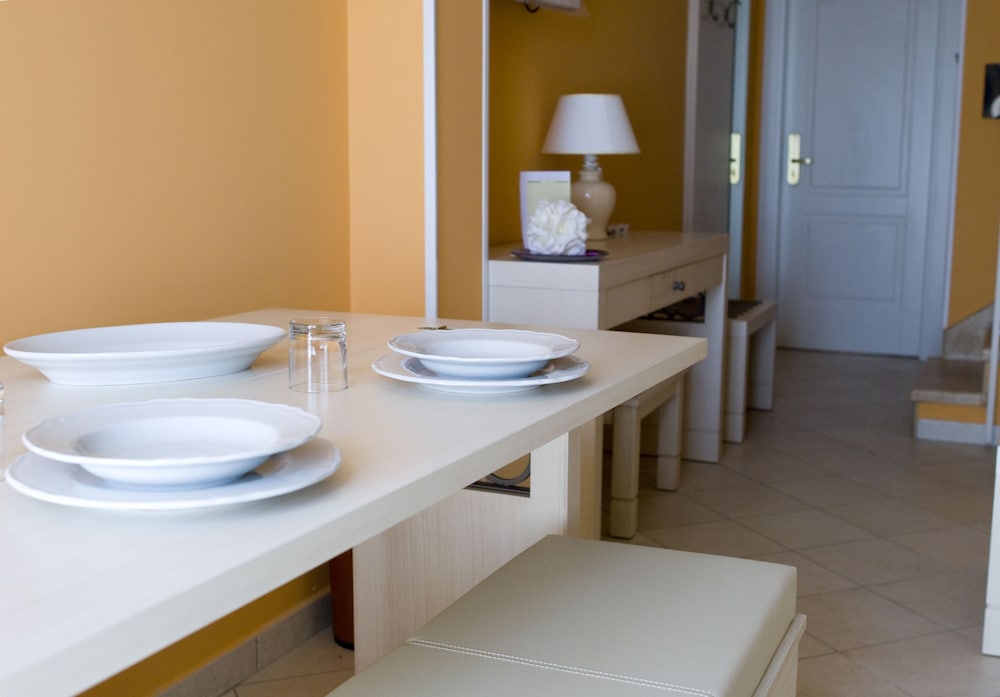 Palazzo Reginella Residence Hotel 43/61