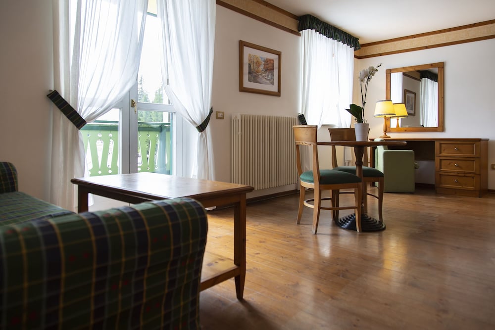 GRAND HOTEL MISURINA 76/87