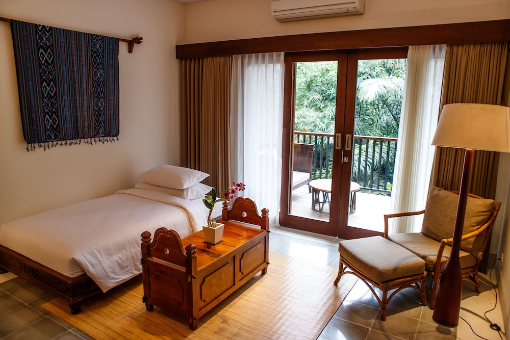River, Valley, Suite, Double Bed, Hot Tub