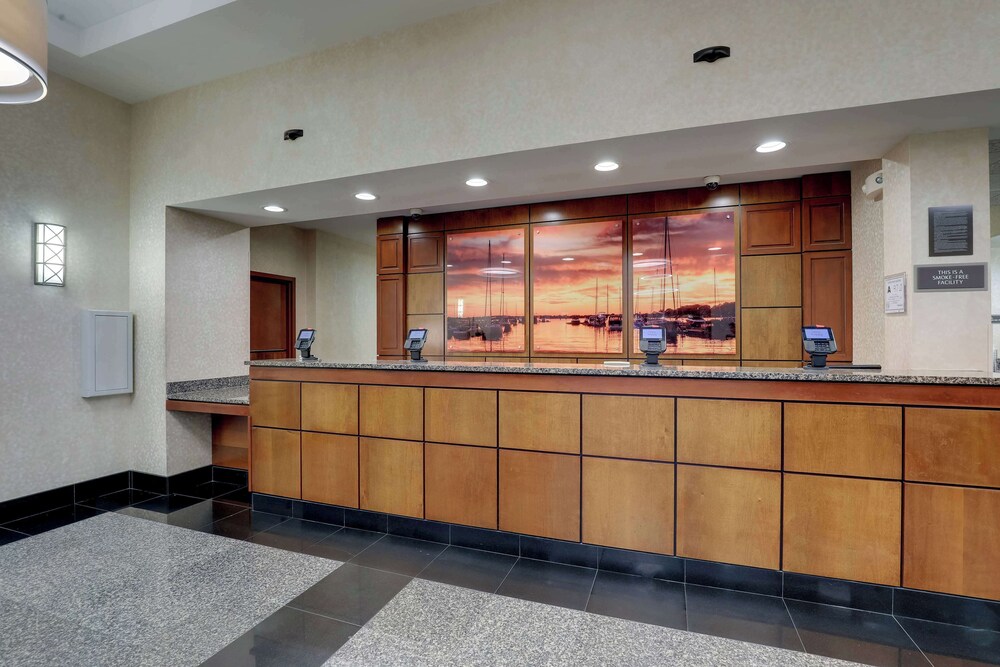 Drury Inn & Suites Charlotte Northlake 3/50