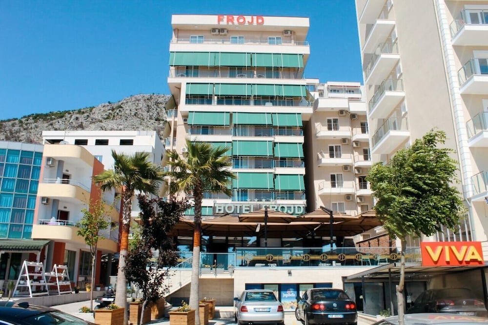 Hotel Frojd 3/22