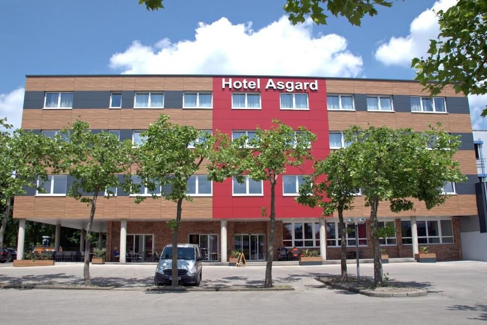 Hotel Asgard 4/48