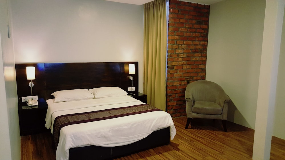 Super 8 Hotel @ Georgetown 30/70