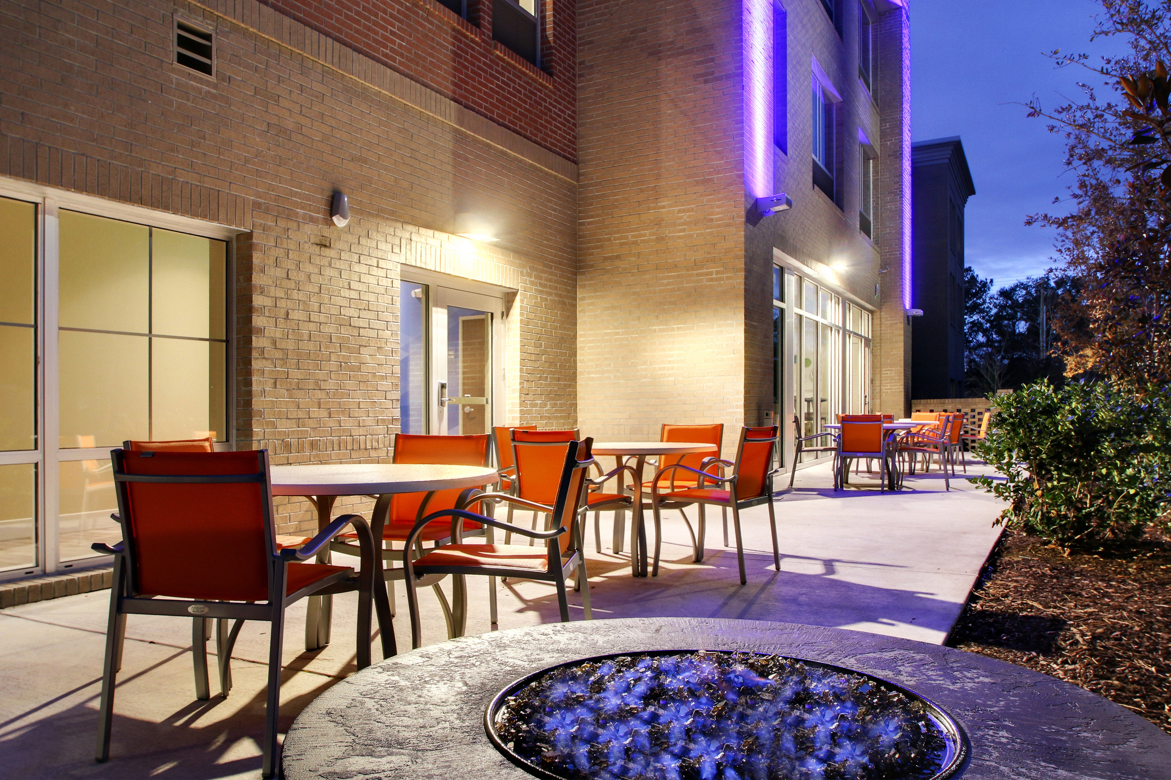Holiday Inn Express & Suites - Summerville 44/55