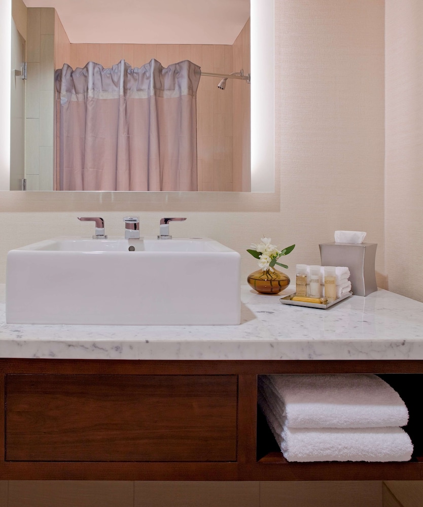 Hyatt Regency Morristown 49/49