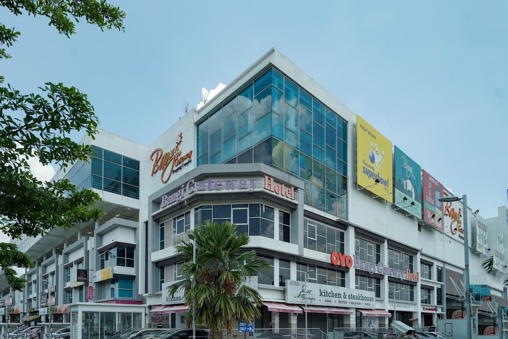New Bangi Gateway Hotel in BANDAR BARU BANGI