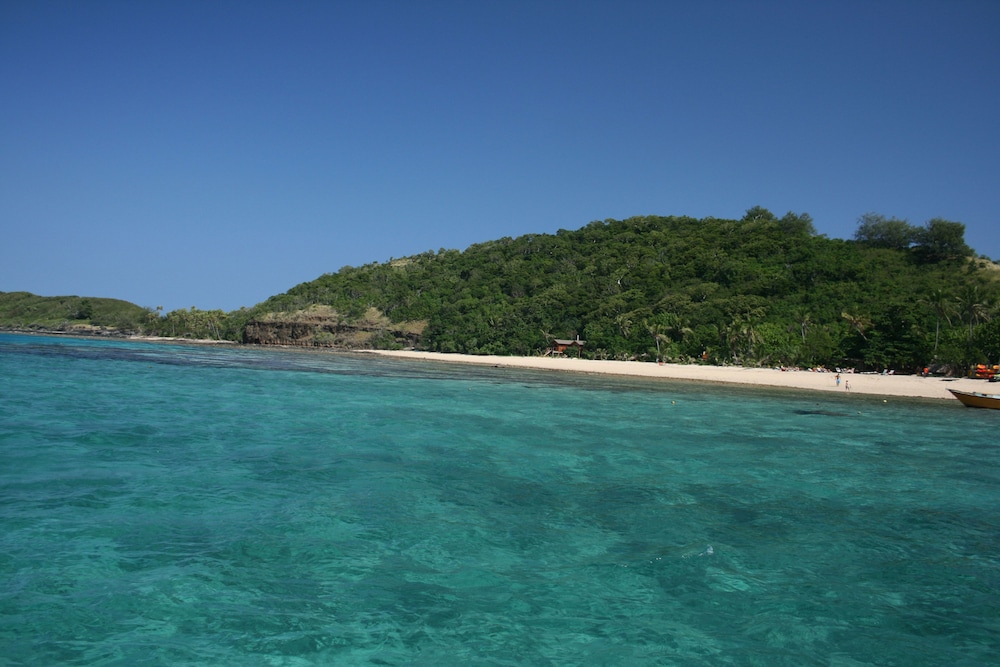 Mantaray Island Resort 8/67
