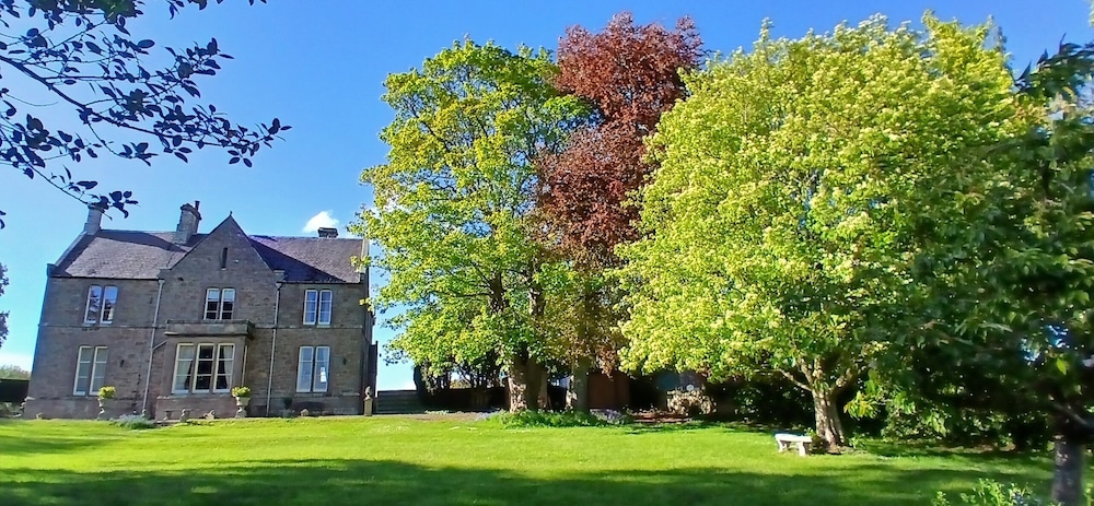 The Gables 40/46