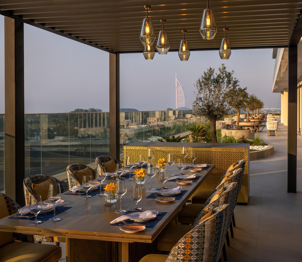 Avani+ Palm View Dubai Hotel & Suites 33/50