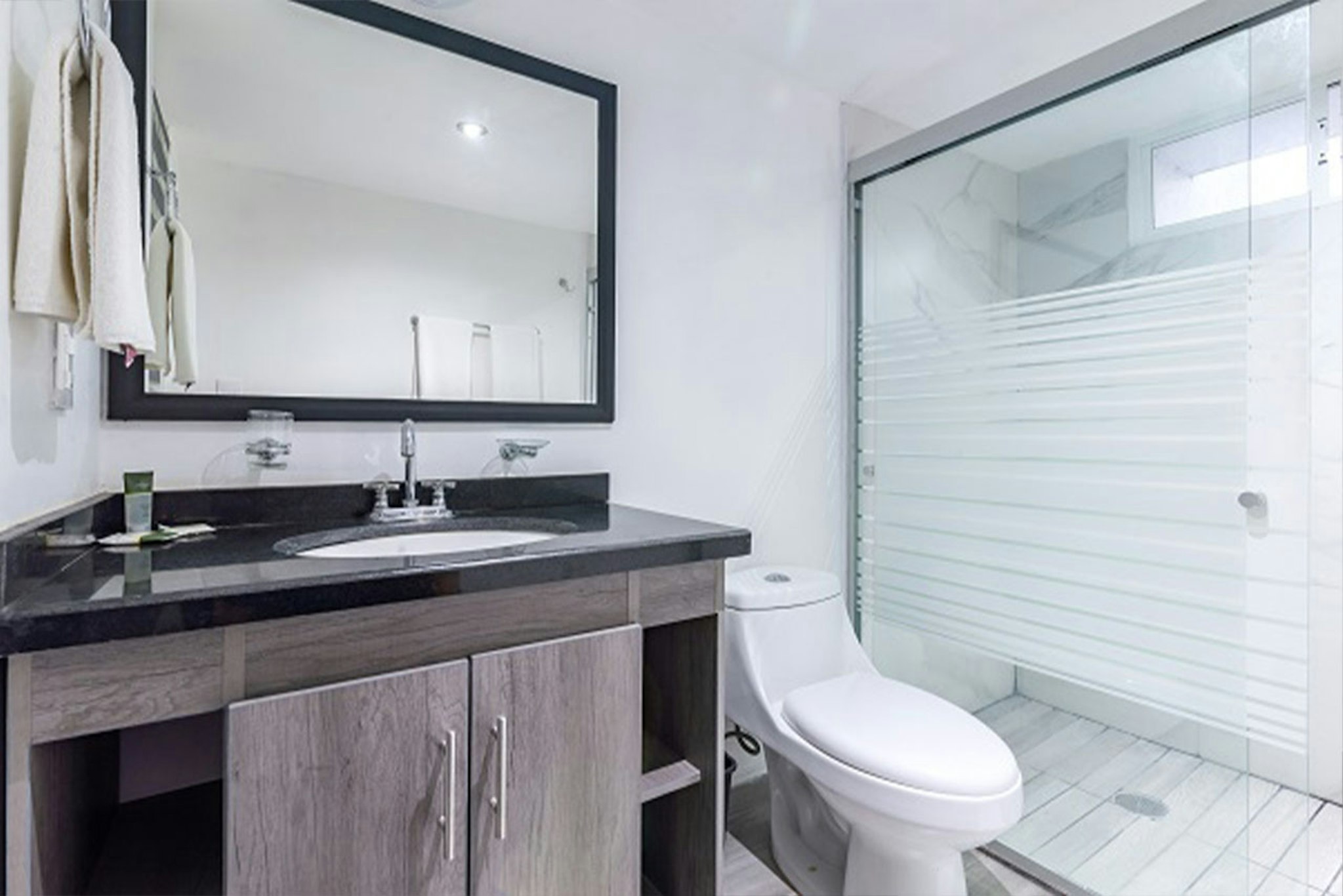 European Life Style Executive Suites Gallery 45/50