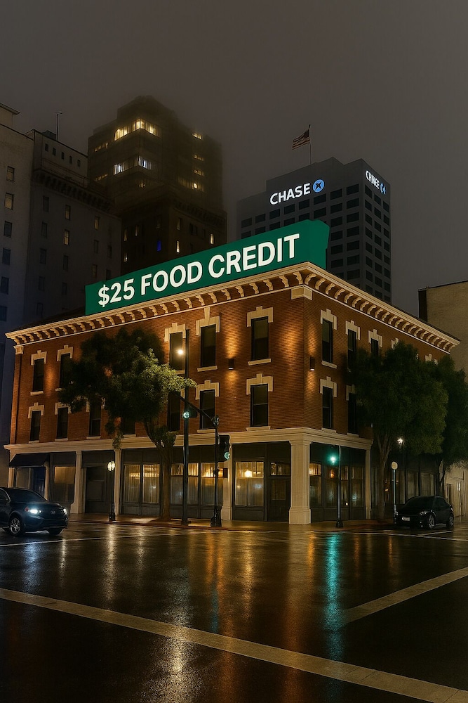The Beau Hotel Downtown San Diego Gaslamp Quarter 2/50