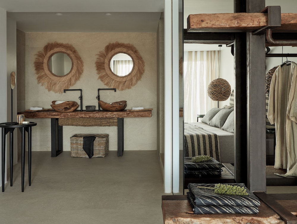 Myconian Panoptis Escape - Small Luxury Hotels of the World 2/50