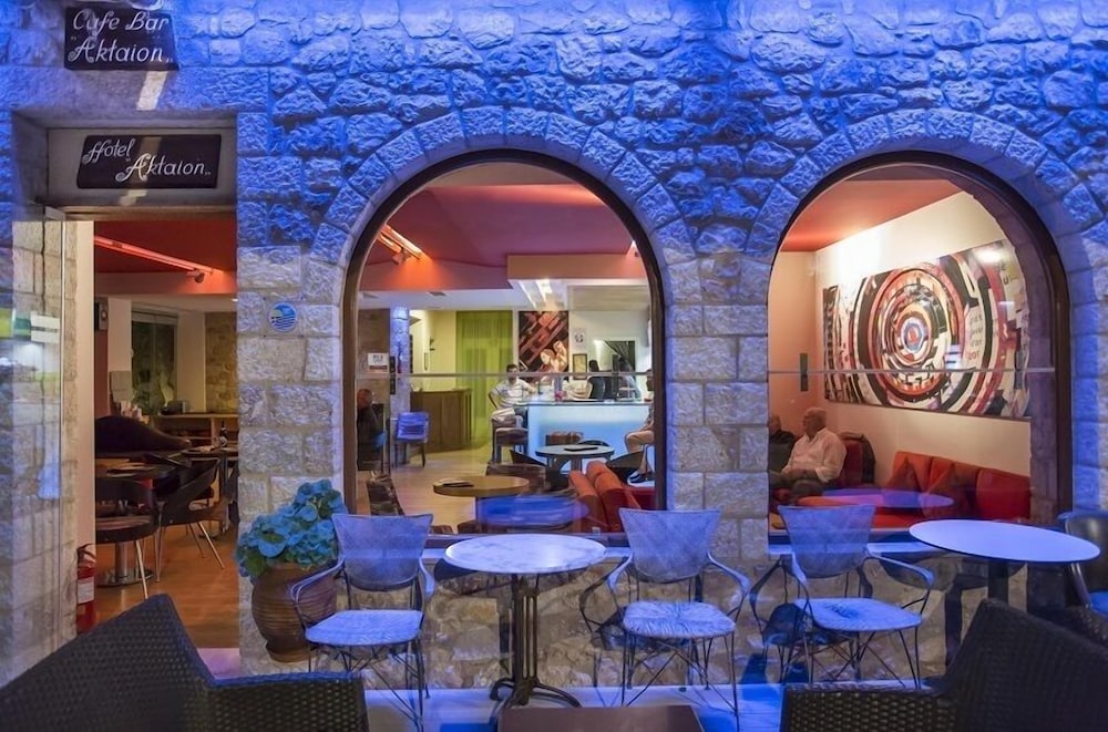 Aktaion Hotel 38/50