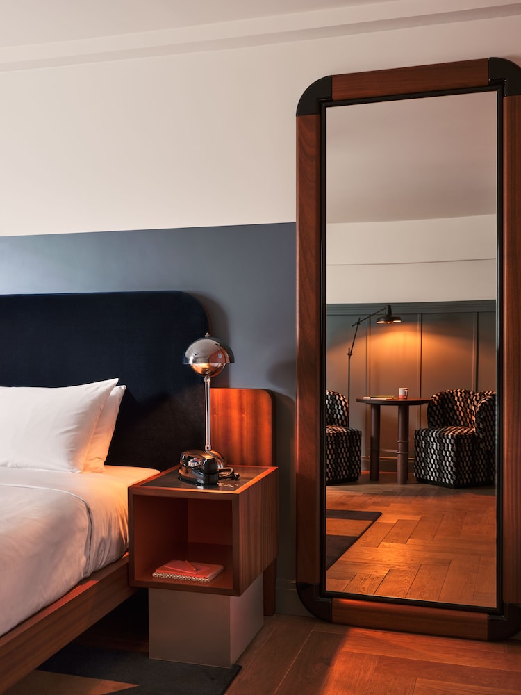The Hoxton Lloyd Amsterdam 32/64
