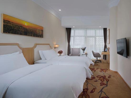 Vienna 3 Best Hotel (Ruida Apartment Building) 9/17