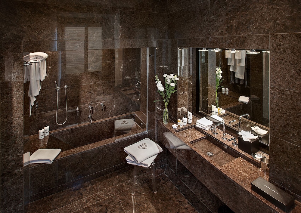 Palazzo Seneca 34/66