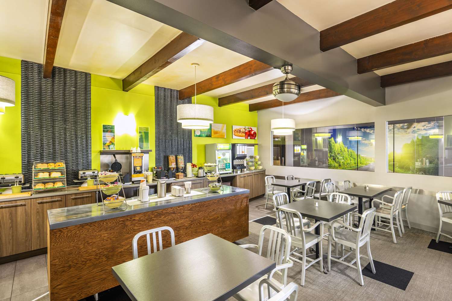 Quality Inn Rouyn-Noranda 42/51