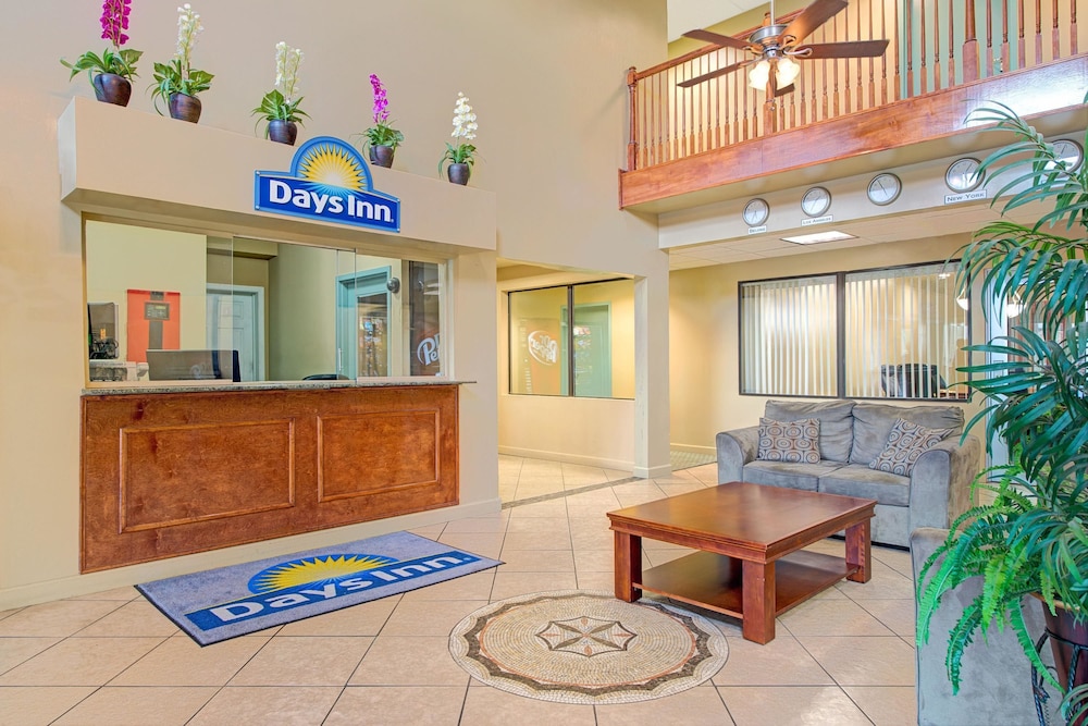 Days Inn by Wyndham Downtown St. Louis 7/24