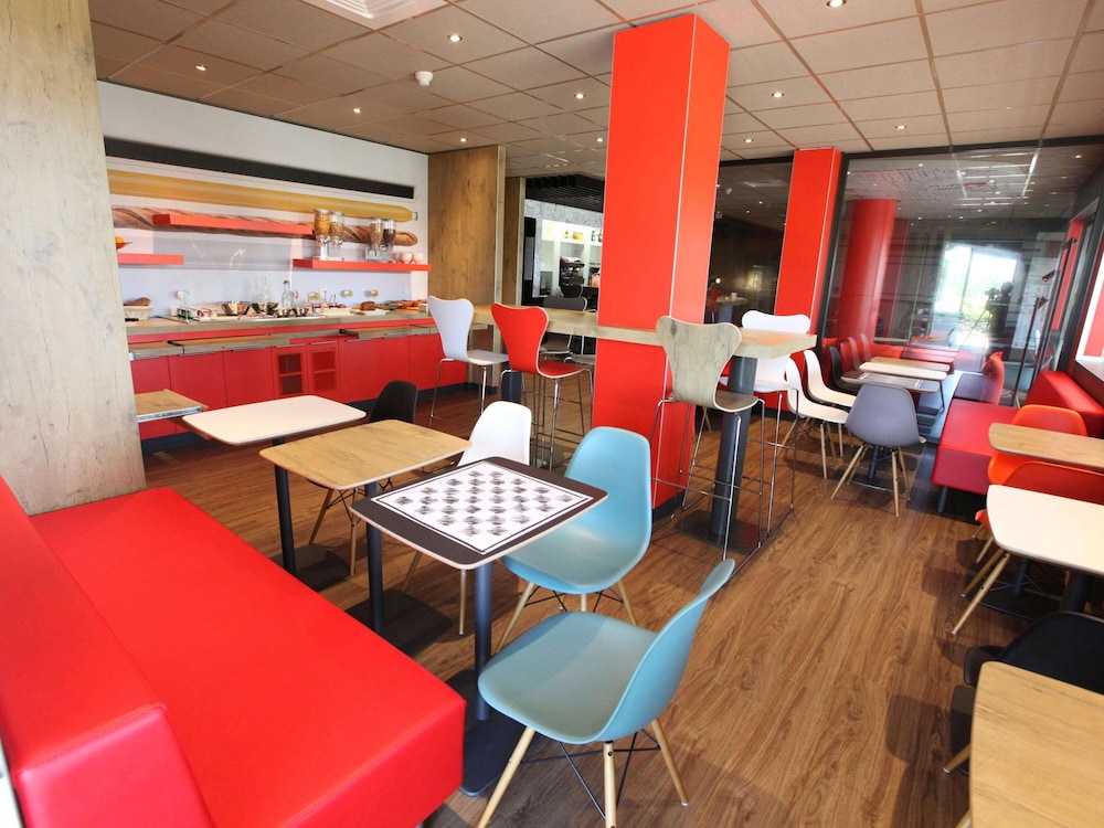 Ibis Aurillac 47/63