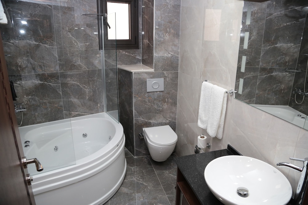 Hotel Paris Prestige 18/20