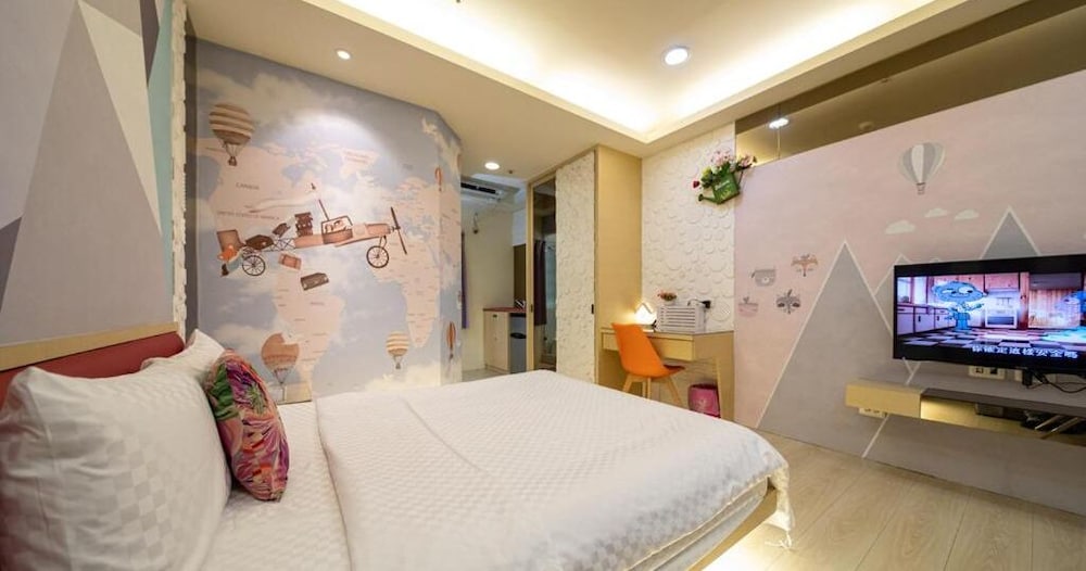 85 Asia Hotel 15/69