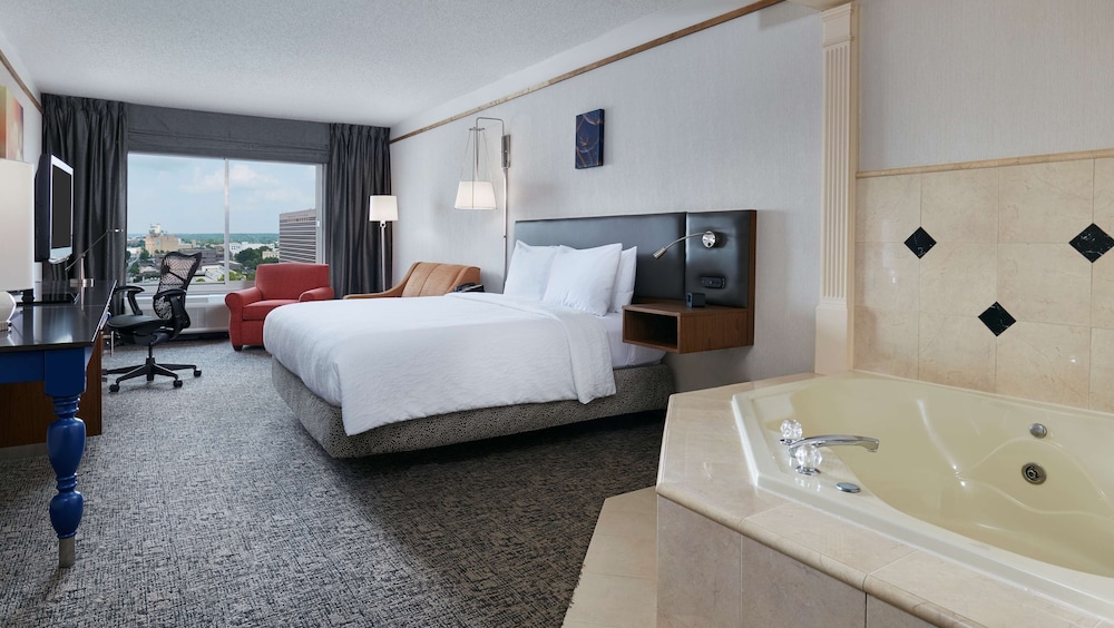 Hilton Garden Inn Charlotte - Uptown 16/58