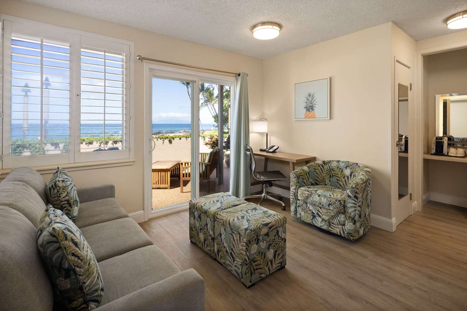 Days Inn by Wyndham Maui Oceanfront 32/54