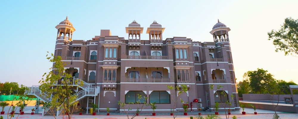 The Biletha Bagh photo5
