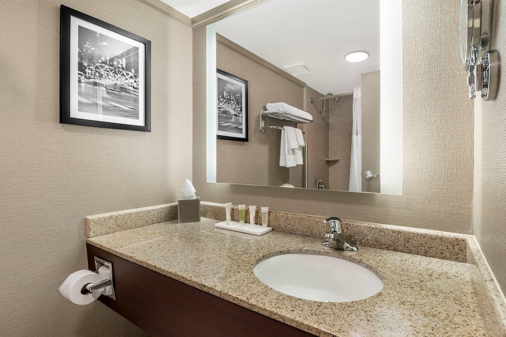 Radisson Hotel St. Louis Downtown Convention Center 65/65