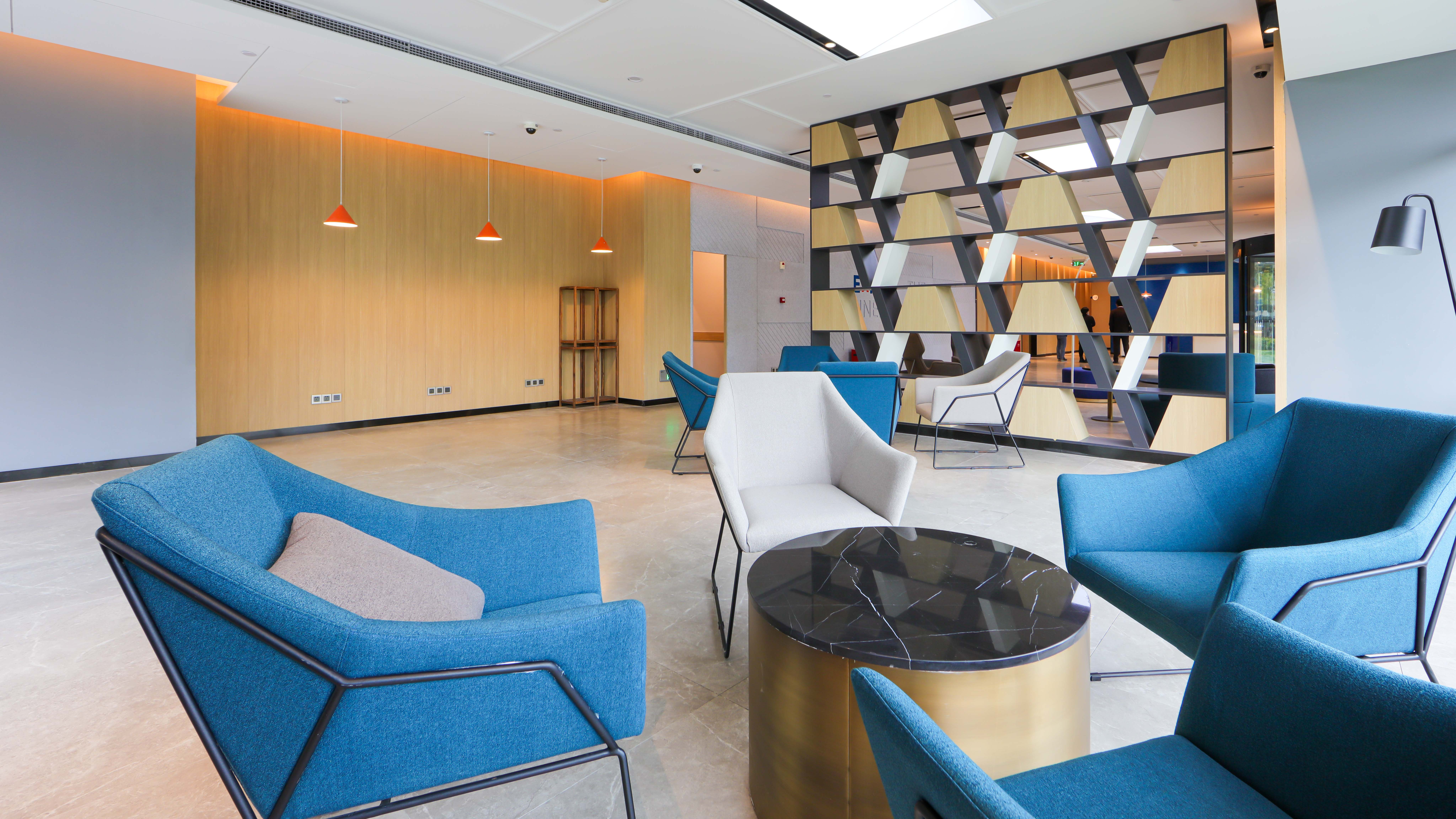Holiday Inn Express Shanghai Pudong Airport 25/32