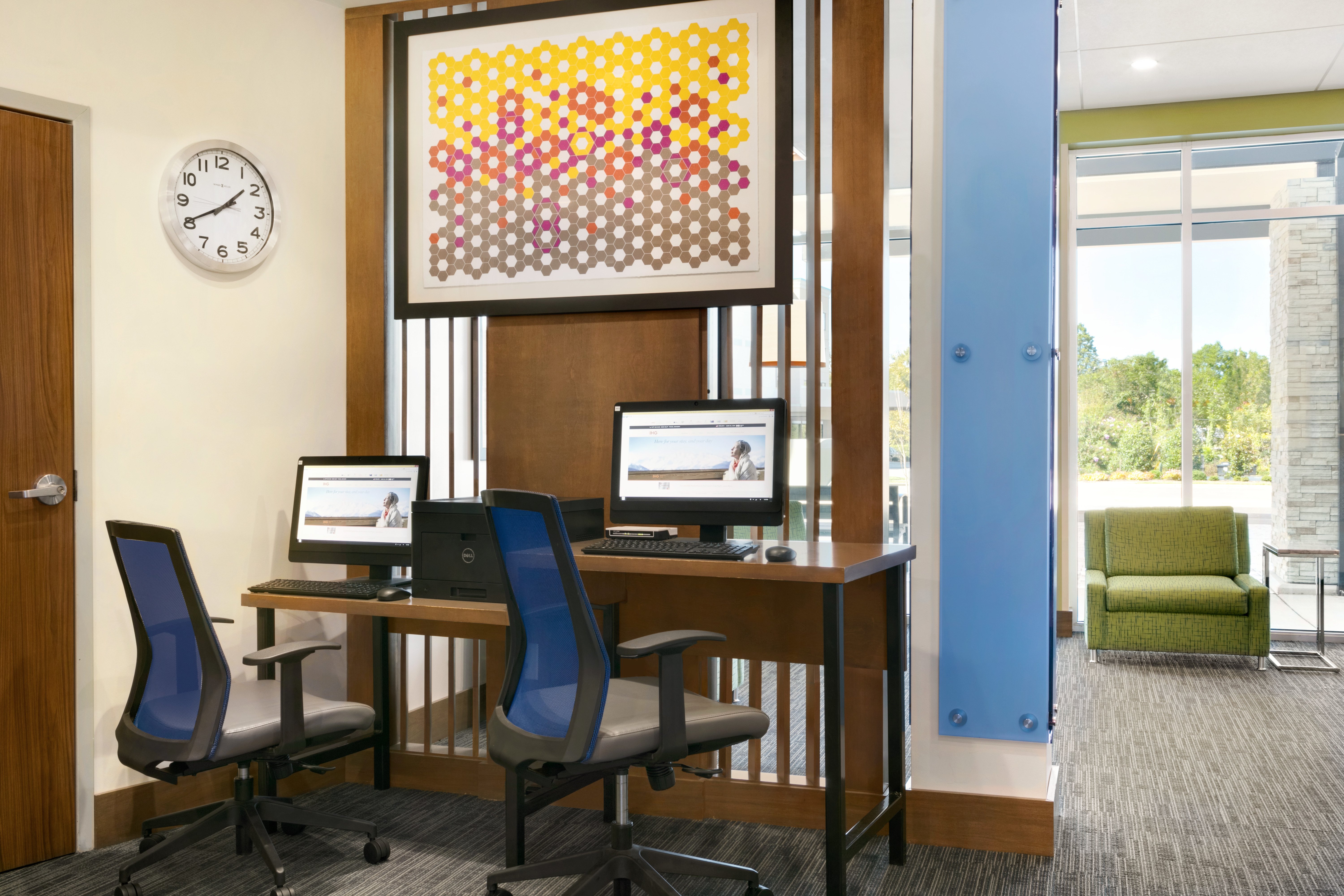 Holiday Inn Express & Suites Salisbury 34/38