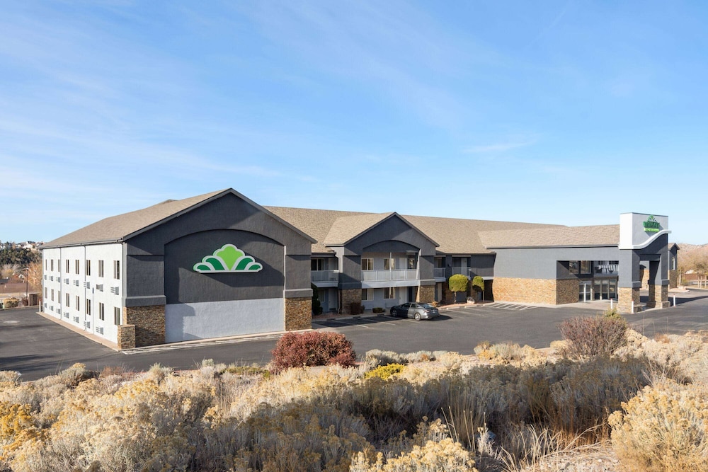 Wingate by Wyndham Cedar City 2/50