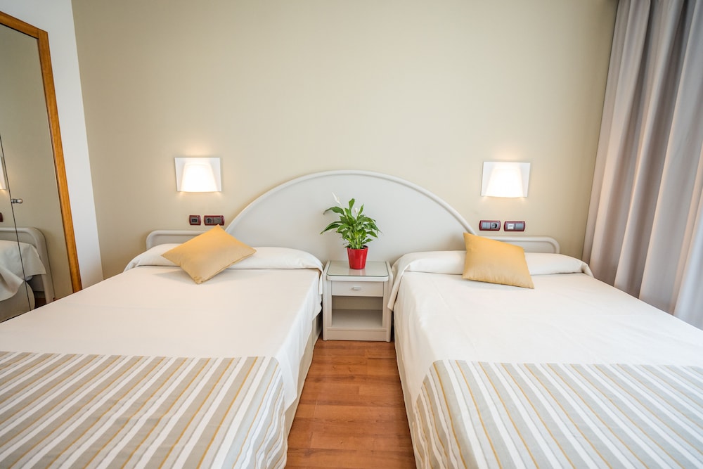 Gran Hotel Costa del Sol 23/65