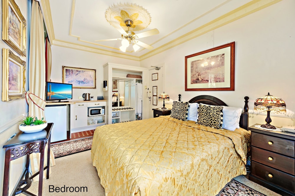 The Charrington Boutique Hotel 19/58