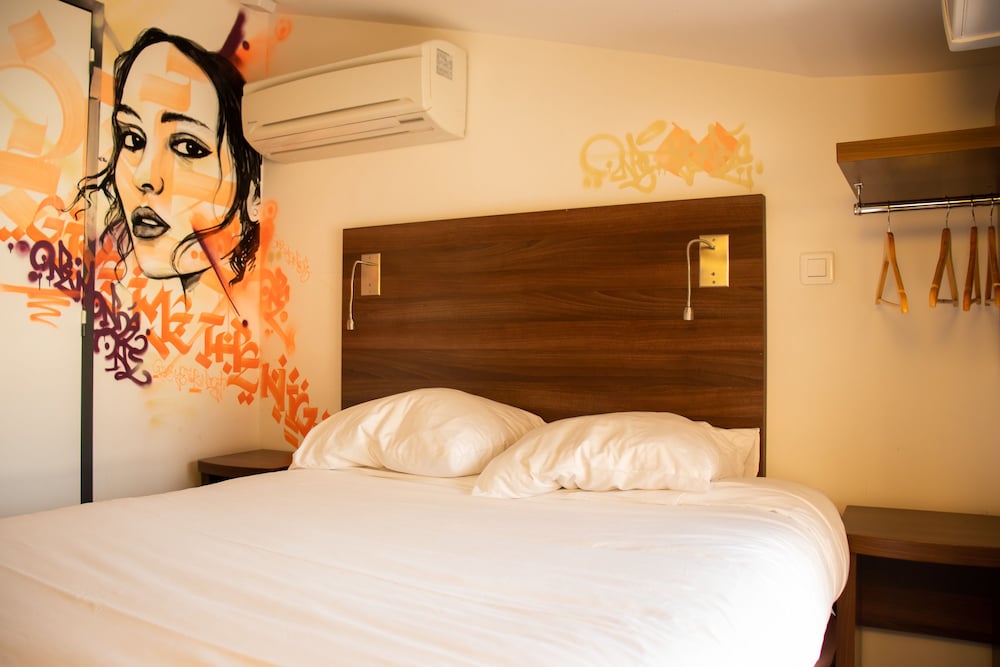 Hotel Le Pastel 21/48