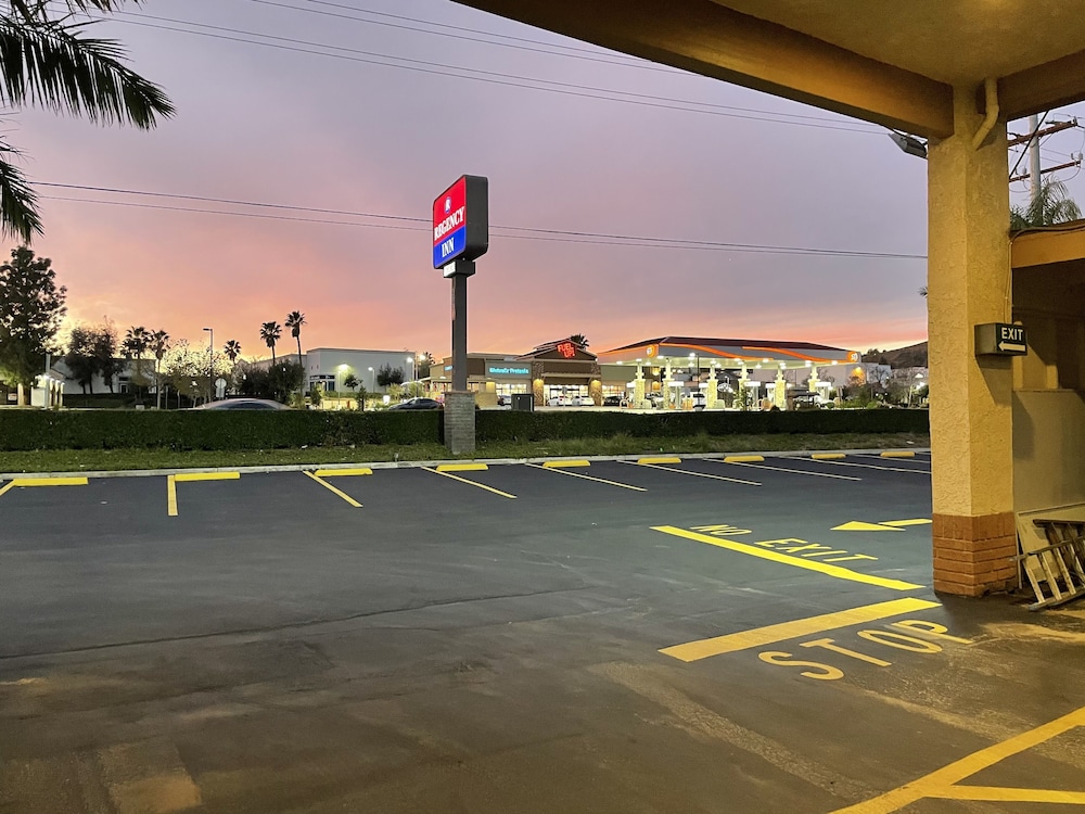 Regency Inn Norco 22/42